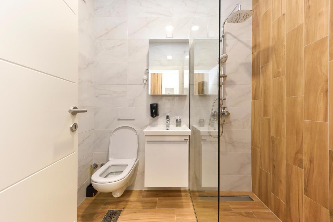 נובי סאד Divine & Delight Apartments מראה חיצוני תמונה