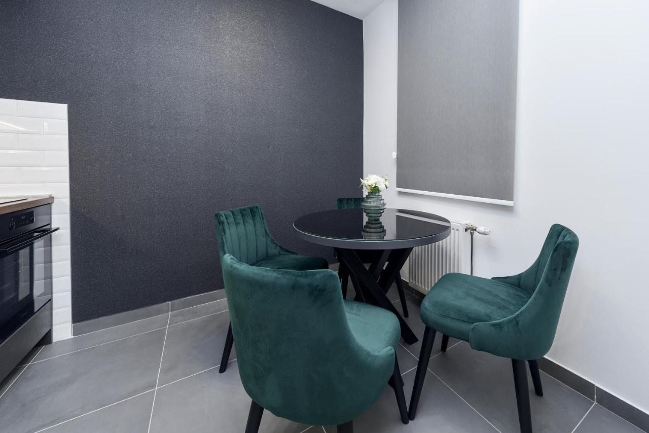 נובי סאד Divine & Delight Apartments מראה חיצוני תמונה